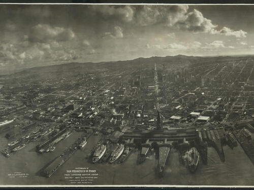 An aerial view of the city of San Francisco in ruins after an earthquake in 1906.
